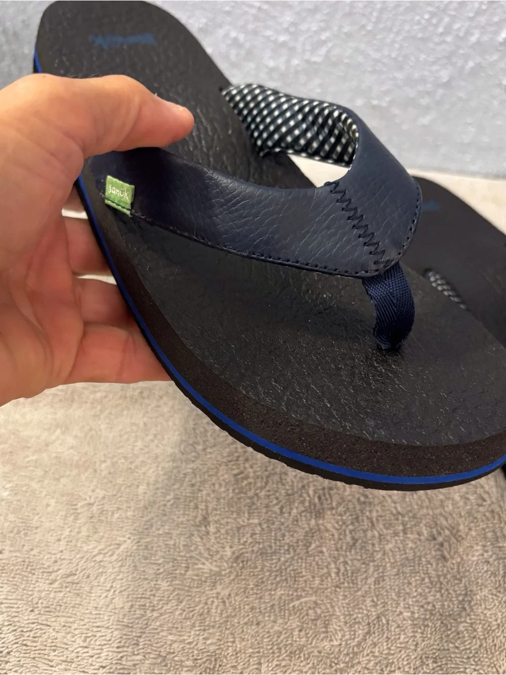 Sanuk Navy and Black Gingham Strap Flip Flops SZ 9 Yoga Mat 11 Memory Foam